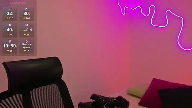 Sam Clark online show from November 25, 2025, 4:02 am