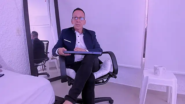 Snapshot of _axelking_ chatting on February 25, 2026, 11:32 am axelking online show from February 25, 2026, 11:32 am