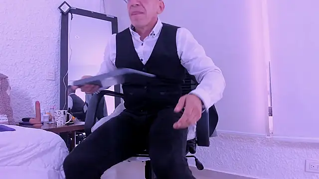 Snapshot of _axelking_ chatting on February 9, 2026, 11:41 am axelking online show from February 9, 2026, 11:41 am