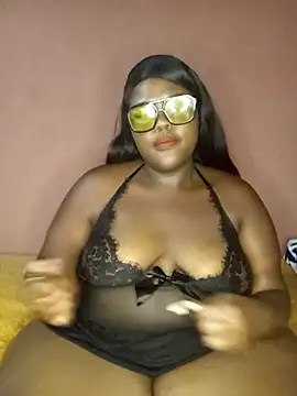 Snapshot of BigBootyBitch96 chatting on January 16, 2026, 10:14 pm BigBootyBitch96 online show from January 16, 2026, 10:14 pm