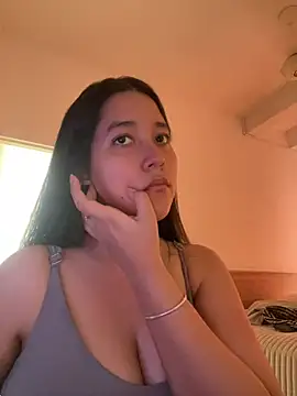 Nhefertary online show from July 7, 2026, 3:26 pm