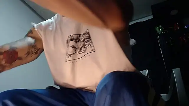 imsammytop online show from January 14, 2026, 11:41 pm