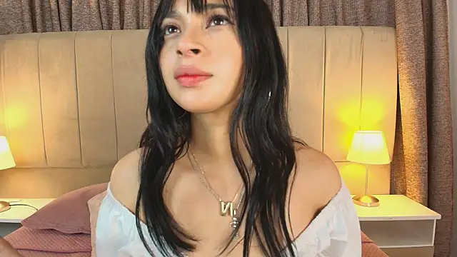 alahia hank online show from October 6, 2025, 5:57 pm