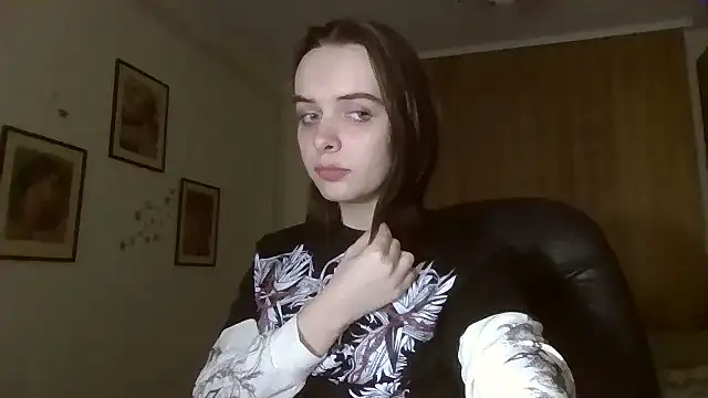 edenbunny online show from October 6, 2025, 5:41 am