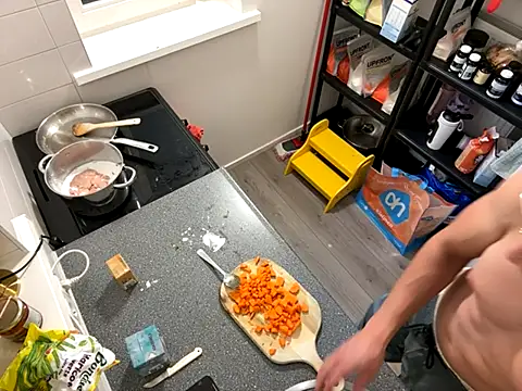 JXPower online show from October 13, 2025, 10:43 pm