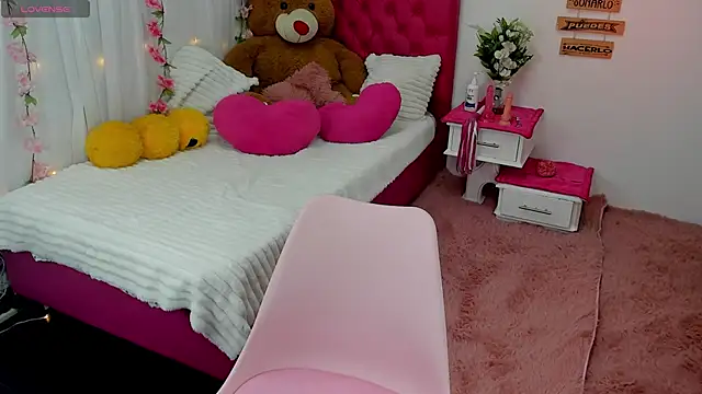  Just Maria online show from November 5, 2025, 8:56 pm