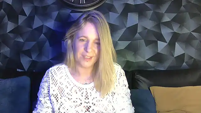 Snapshot of Delichieuse5 chatting on March 30, 2026, 7:48 pm Delichieuse5 online show from March 30, 2026, 7:48 pm