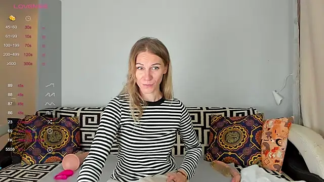 Amalia Mio online show from November 12, 2025, 8:18 am