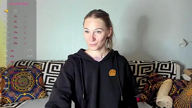 Amalia Mio online show from October 12, 2025, 11:50 pm