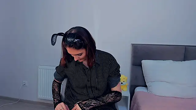Snapshot of LorrieDegonia chatting on October 7, 2025, 4:13 am LorrieDegonia online show from October 7, 2025, 4:13 am