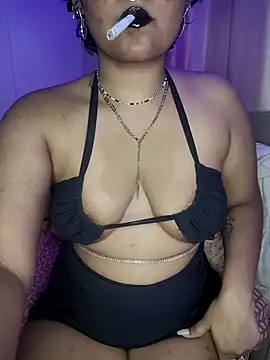 Curvy Navya online show from December 1, 2025, 3:35 pm