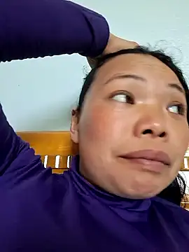 miomio-12 online show from January 11, 2026, 9:16 am