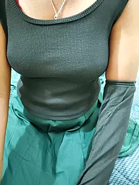 Chennai-couples online show from October 28, 2025, 8:30 pm