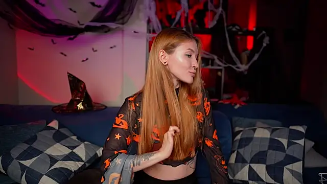 Snapshot of SsonicPorn chatting on October 29, 2025, 4:28 pm SsonicPorn online show from October 29, 2025, 4:28 pm