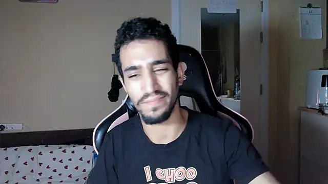 junokun22 online show from November 24, 2025, 7:14 pm