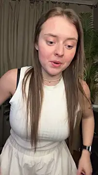 ThelmaJusto online show from March 9, 2026, 4:10 pm