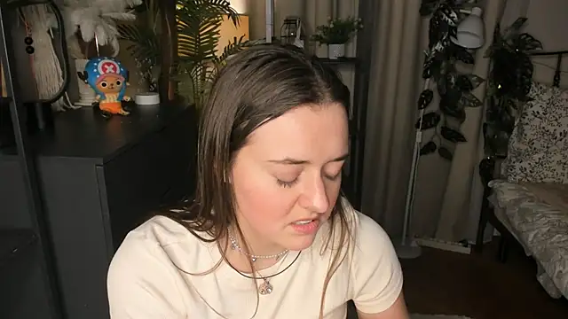 ThelmaJusto online show from February 6, 2026, 4:14 pm