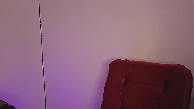 Catherine     online show from November 16, 2025, 2:05 am