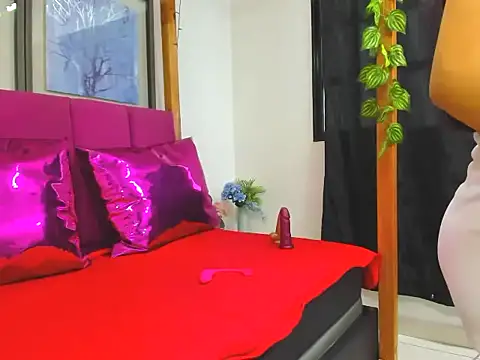 Candy sweety1 online show from June 24, 2026, 1:53 pm