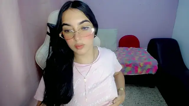 Snapshot of cielooo_ chatting on April 6, 2026, 3:46 am cielooo online show from April 6, 2026, 3:46 am