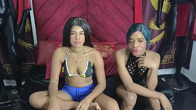 Snapshot of Brunette_Latinas chatting on October 6, 2025, 11:49 pm Brunette Latinas online show from October 6, 2025, 11:49 pm