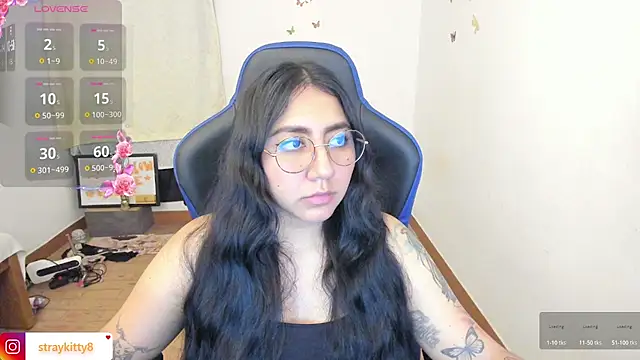LoveLyy- online show from July 9, 2026, 11:59 pm