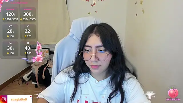 LoveLyy- online show from November 1, 2025, 11:53 pm