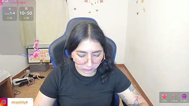LoveLyy- online show from July 30, 2026, 12:21 am