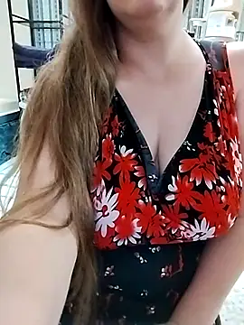 AugustRayn online show from October 13, 2025, 2:18 pm