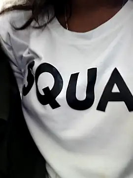 Snapshot of AnkitaVibes chatting on November 1, 2025, 11:04 am AnkitaVibes online show from November 1, 2025, 11:04 am