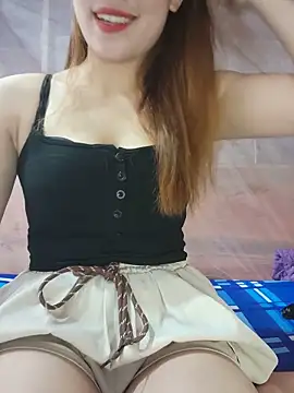 LylyCii6969 online show from June 2, 2026, 1:22 pm