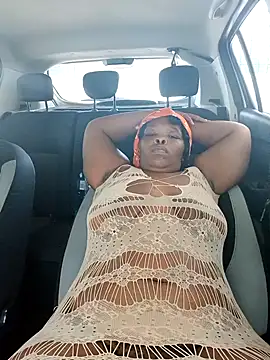 Bigboobsbooty online show from February 11, 2026, 12:38 pm