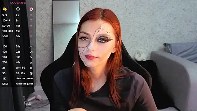 Snapshot of kitti_sweett chatting on October 31, 2025, 6:15 pm kitti sweett online show from October 31, 2025, 6:15 pm