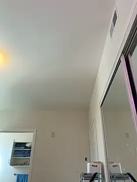 MalibuMilfy online show from January 14, 2026, 8:01 pm