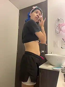 sukulaurens online show from April 16, 2026, 7:14 pm