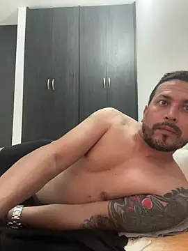 Snapshot of JX7NOVA chatting on October 19, 2025, 9:12 am JX7NOVA online show from October 19, 2025, 9:12 am