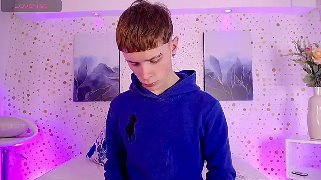 Snapshot of JackFrosst chatting on February 13, 2026, 12:27 pm JackFrosst online show from February 13, 2026, 12:27 pm