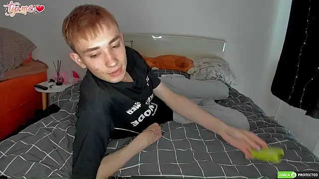 felixcurt69 online show from May 19, 2026, 8:43 am