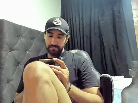 coolfriki online show from October 11, 2025, 5:41 am