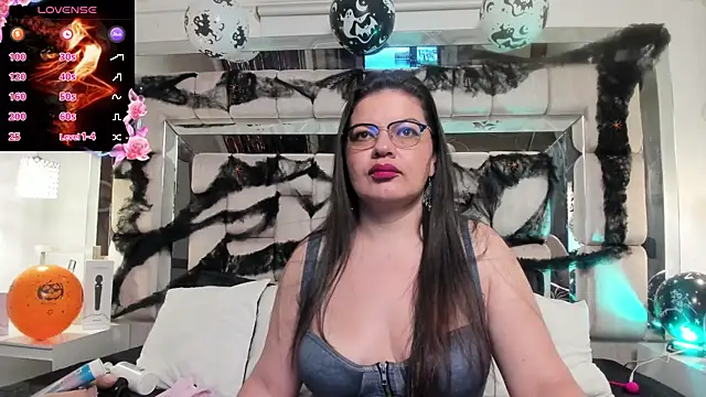 Snapshot of Gaiaxxx chatting on October 18, 2025, 1:18 am Gaiaxxx online show from October 18, 2025, 1:18 am