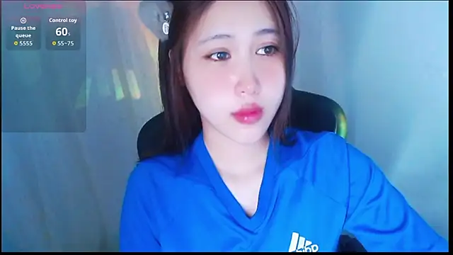 mystica-myst online show from June 12, 2026, 2:48 pm