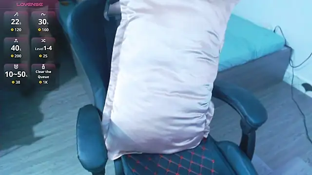 Snapshot of mystica-myst chatting on March 15, 2026, 7:26 am mystica-myst online show from March 15, 2026, 7:26 am