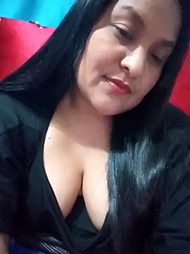 lucia00xx online show from December 20, 2025, 11:07 pm