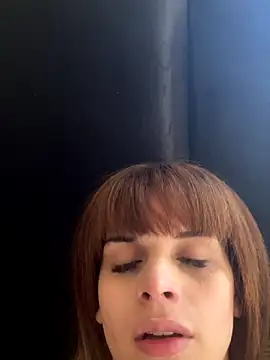 Snapshot of nicollylazulli chatting on November 18, 2025, 7:17 pm nicollylazulli online show from November 18, 2025, 7:17 pm