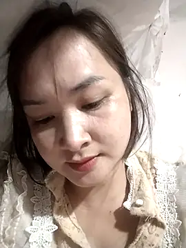 Snapshot of Jeassi-sica chatting on October 27, 2025, 2:29 pm Jeassi-sica online show from October 27, 2025, 2:29 pm