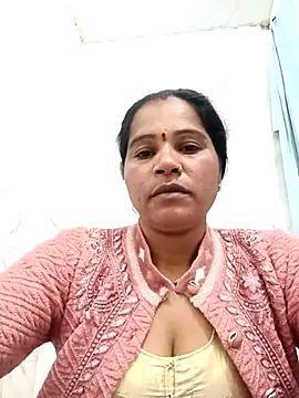 Snapshot of Nm_sanjna chatting on January 16, 2026, 10:47 pm Nm sanjna online show from January 16, 2026, 10:47 pm