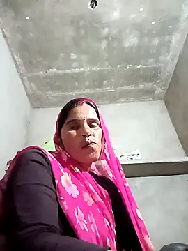 Snapshot of Nm_sanjna chatting on February 11, 2026, 3:23 pm Nm sanjna online show from February 11, 2026, 3:23 pm