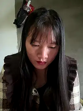 TrangNemo online show from November 15, 2025, 12:03 am