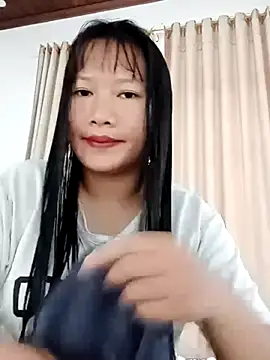 TrangNemo online show from October 10, 2025, 12:44 am