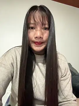 TrangNemo online show from November 12, 2025, 6:39 am